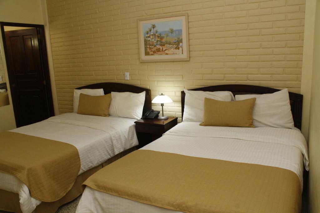 Hotel Mac Arthur เตกูซิกัลปา ภายนอก รูปภาพ